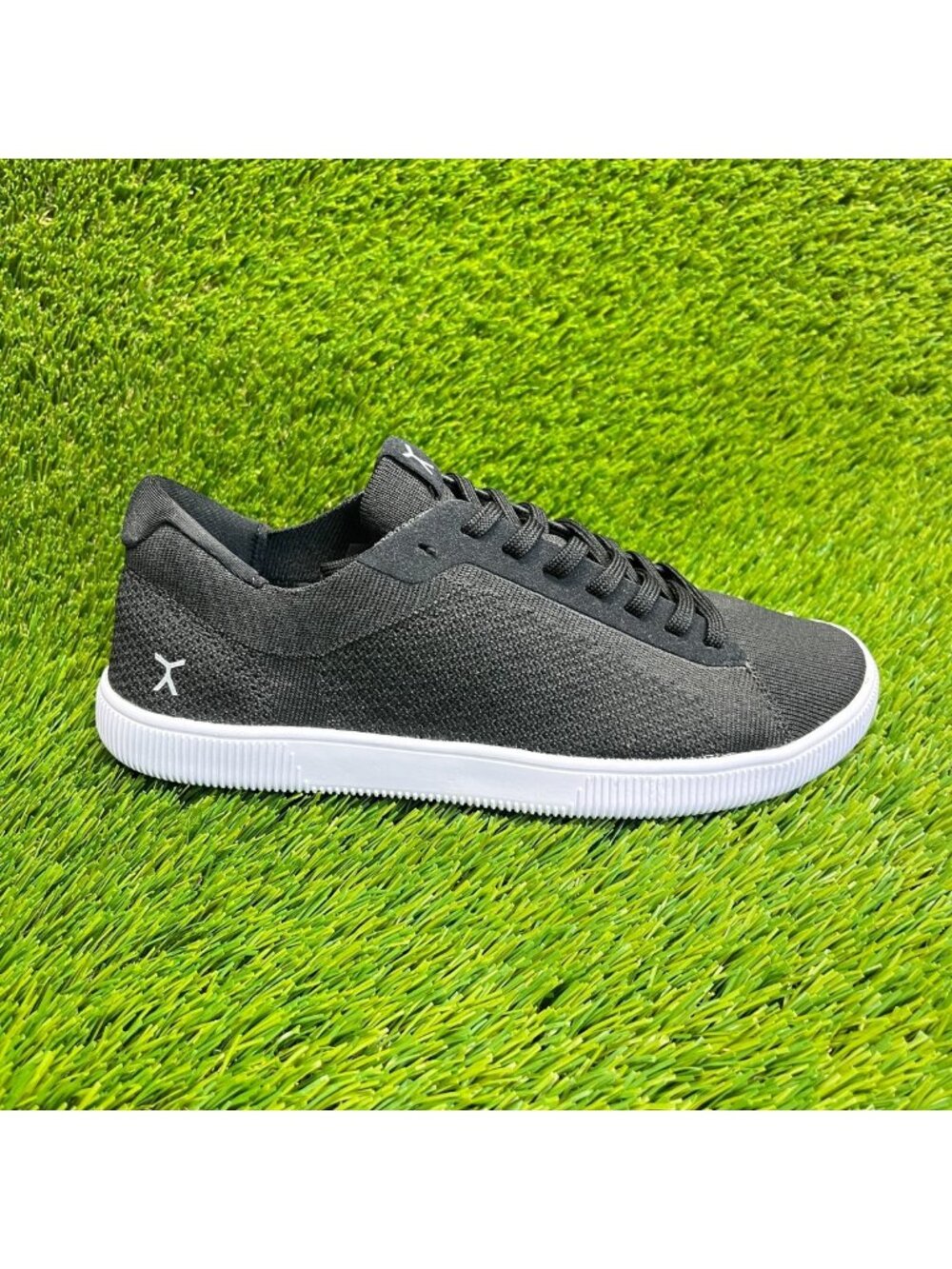 Flux Adapt Trainer Black White Mens Size 9 Womens Size 10 Barefoot Knit Shoes
